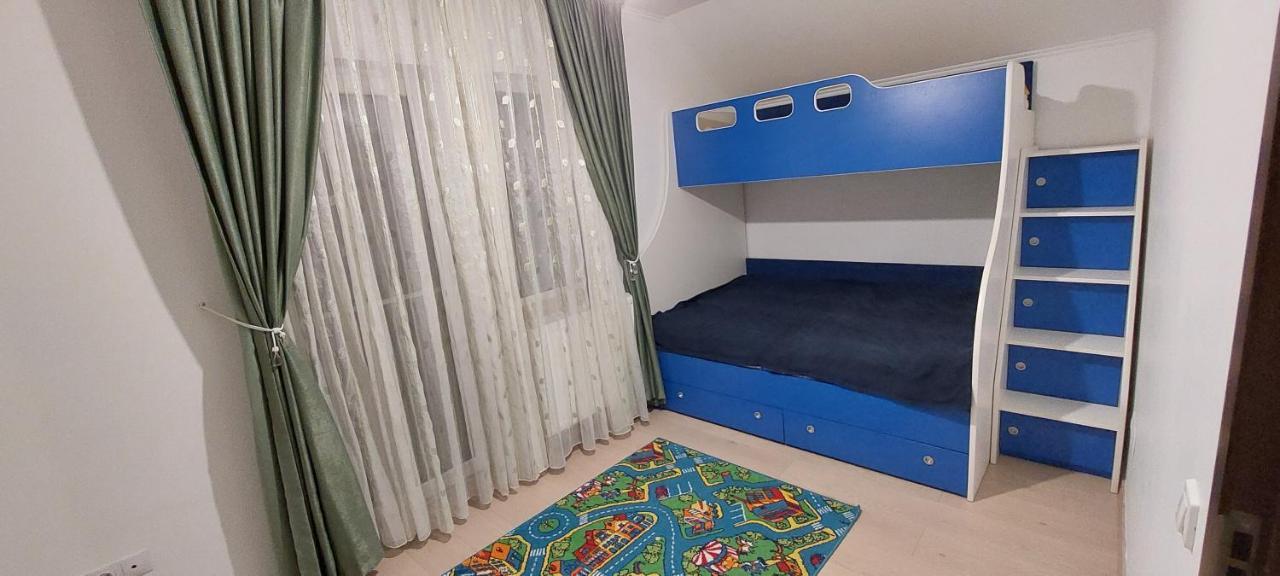 Apartament Cu 3 Camere Cluj-Napoca Ngoại thất bức ảnh