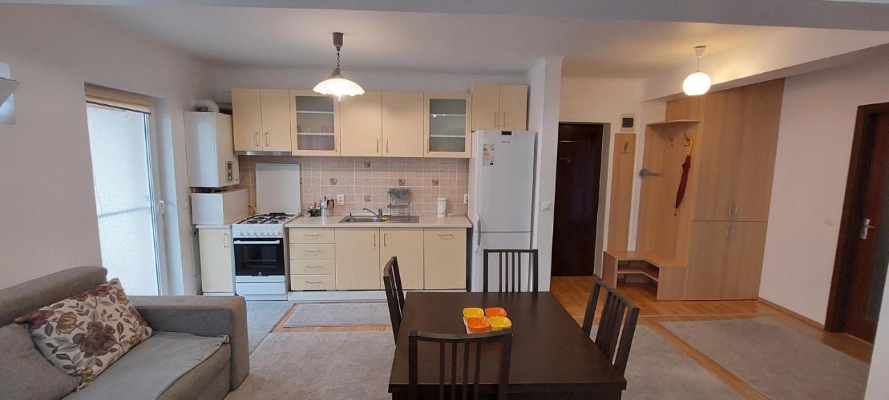 Apartament Cu 3 Camere Cluj-Napoca Ngoại thất bức ảnh